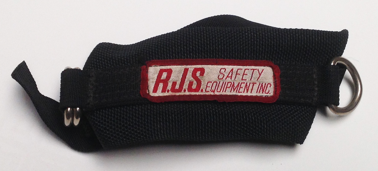 RJS - Adj - Arm Restraint. Works with most Harnesses (Single)