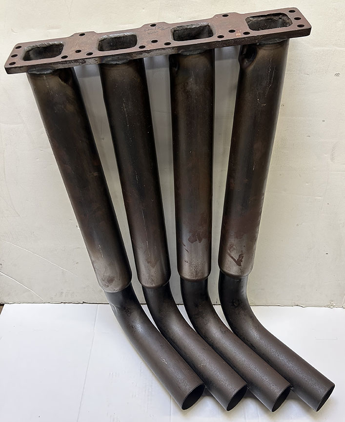 AJ - BAE FUELHEAD2.50in Pipes - Double-Wall Zoomie HeaderFC or Fuel Altered. 2.50in(Left Side)EGT Provisions