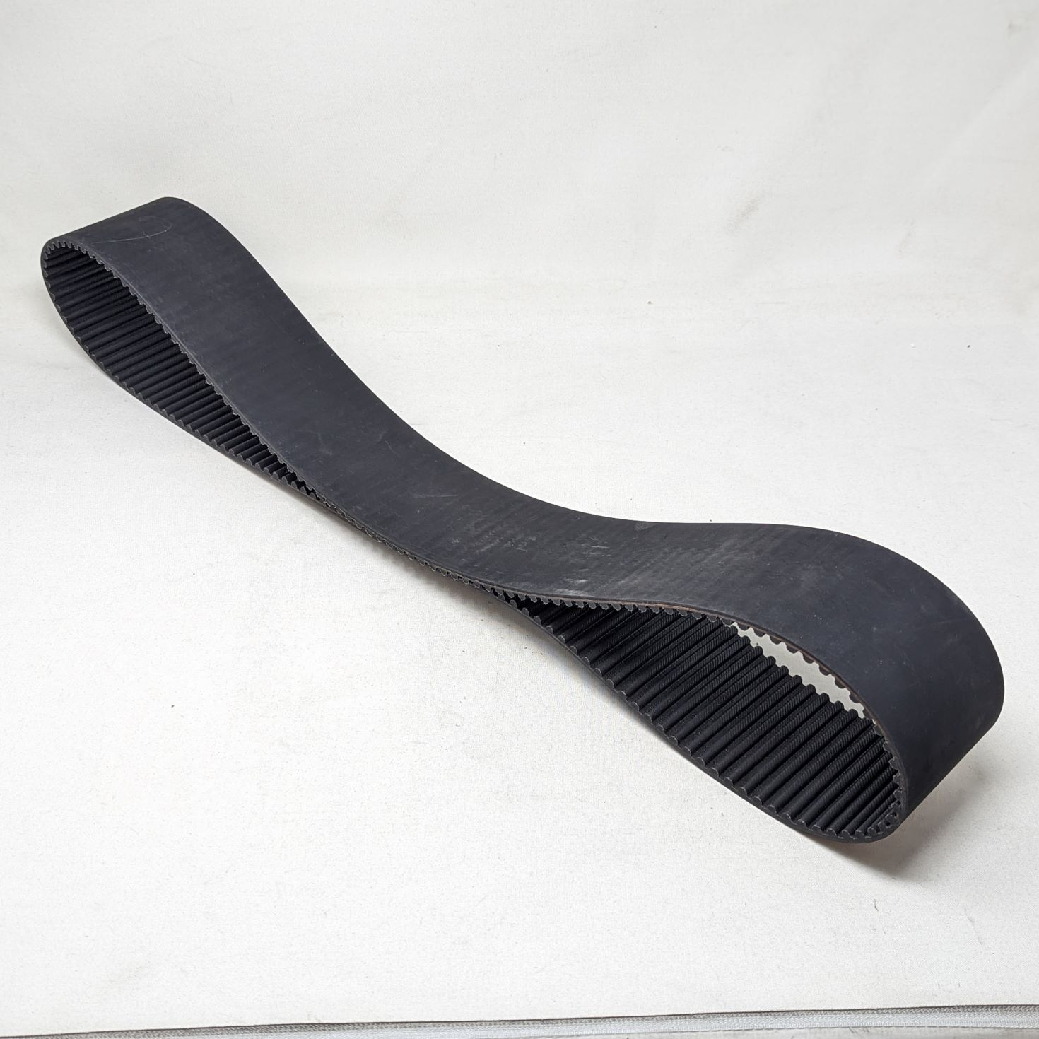 D&D Synchro - 1344 x 75 Rubber (52.91 x 3in Wide) - 8mm